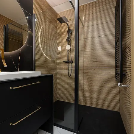 公寓 Elegant Herbu Oksza With Parking By Renters